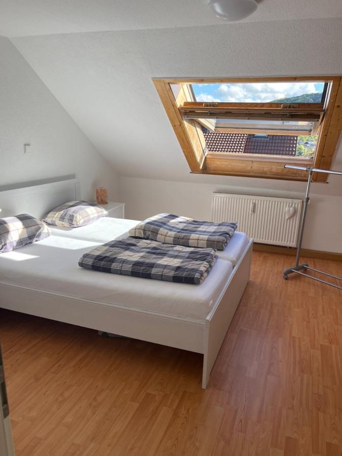 Eigene Wohnung Im Dreifamilienhaus Oberstenfeld Extérieur photo